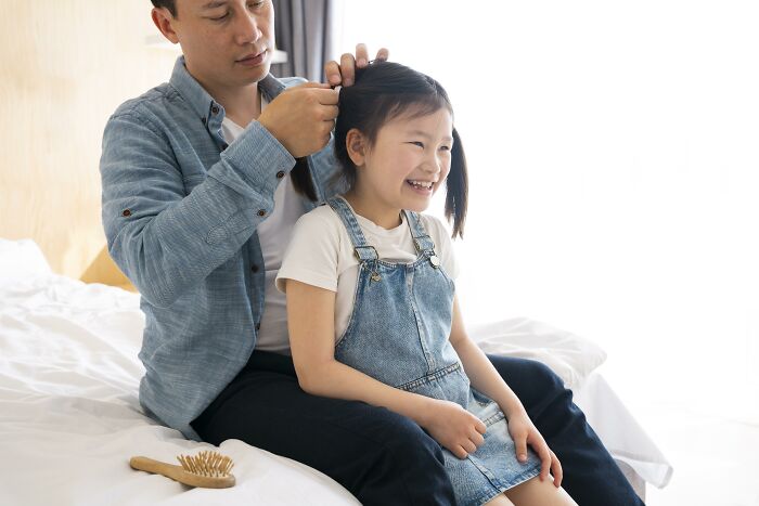 32 Pieces Of Advice Kids Were Given That They Only Later Realized Were Manipulation In Disguise