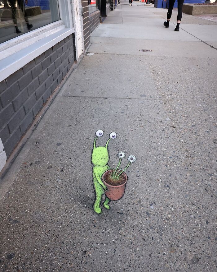 62 Doodled Creatures That Popped Up In Unexpected Places, By David Zinn (New Pics)