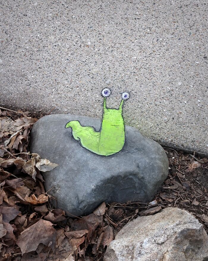 62 Doodled Creatures That Popped Up In Unexpected Places, By David Zinn (New Pics)