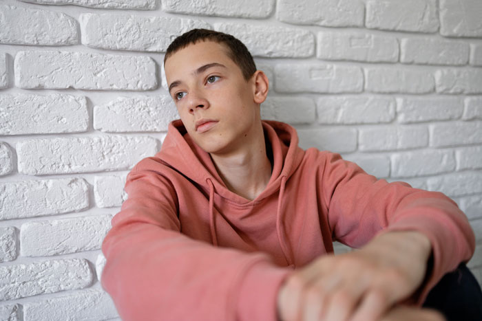 Absentee Mom Expects Teen To Pause His Life And Babysit Fiancé&#8217;s Kids So They Can Enjoy Their Dates