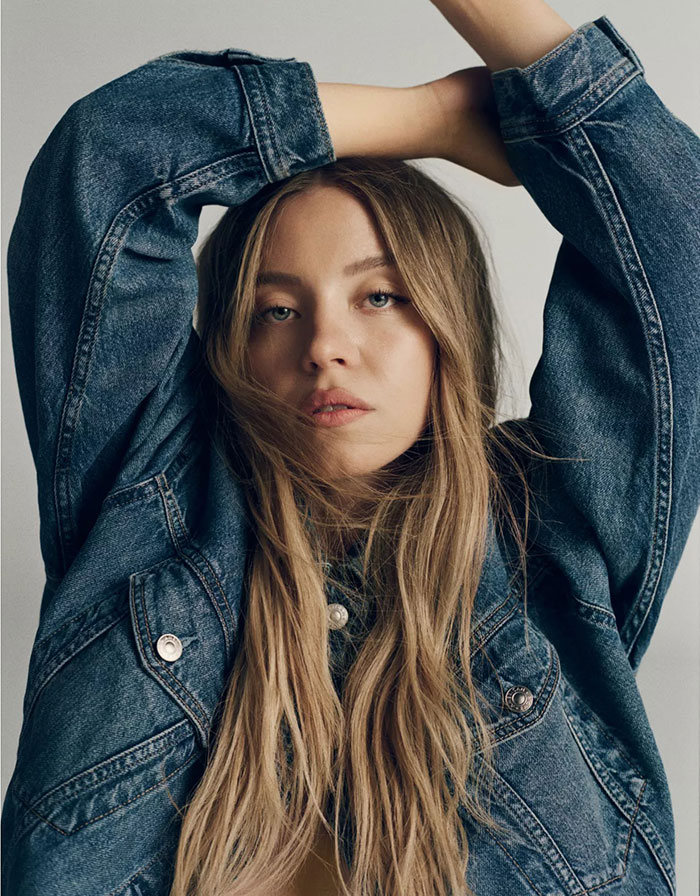 &#8220;Irrelevance Hurts&#8221;: People Turn On Lizzo After She Roasts Sydney Sweeney&#8217;s Jeans Ad