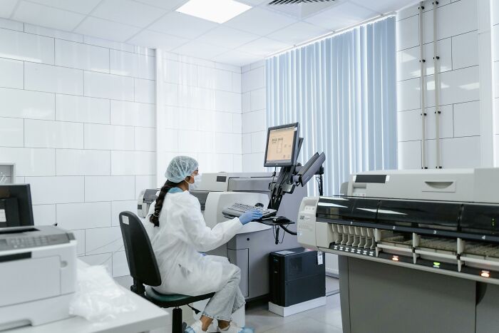From Surprising To Disturbing, Here Are 27 Ways That A Cadaver Is Used For Science