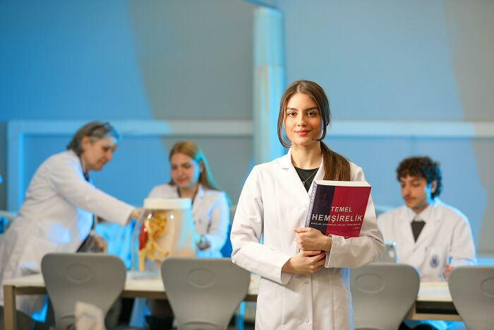 From Surprising To Disturbing, Here Are 27 Ways That A Cadaver Is Used For Science