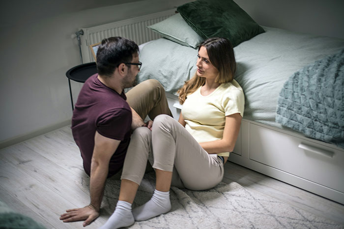 Woman Quietly Stops Visiting BF After His Housemate Complains About Her Showering, Causes Family Drama