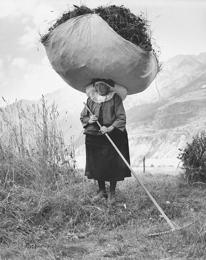 79 Historical Photos And Their Interesting Or Heartbreaking Backstories (New Pics)