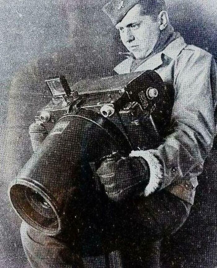 79 Historical Photos And Their Interesting Or Heartbreaking Backstories (New Pics)