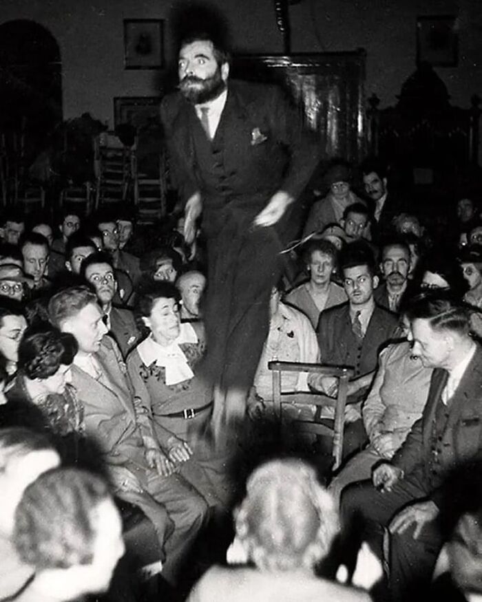 79 Historical Photos And Their Interesting Or Heartbreaking Backstories (New Pics)
