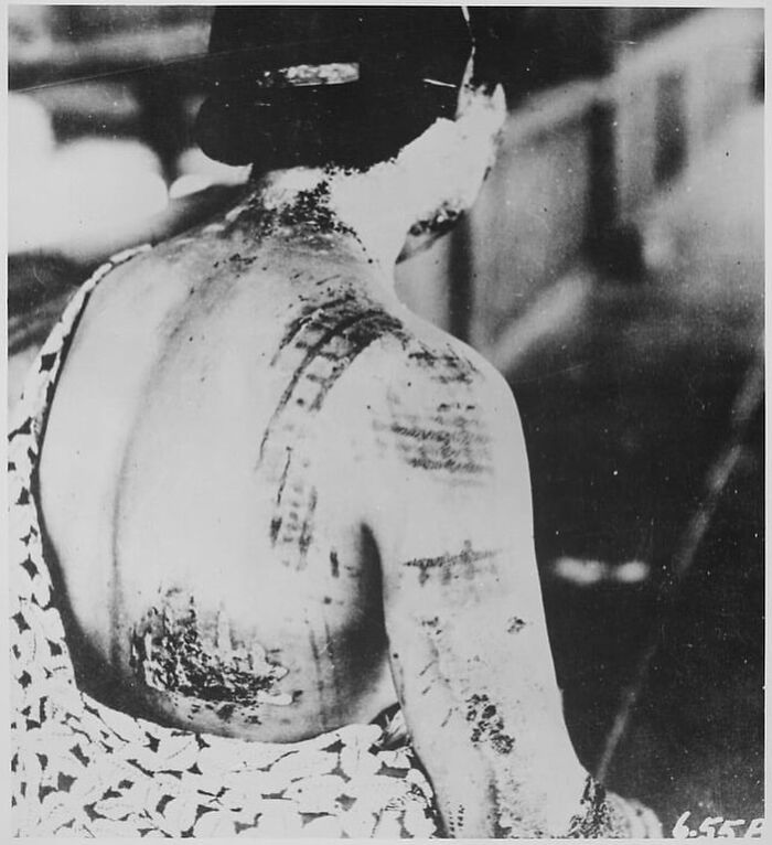 79 Historical Photos And Their Interesting Or Heartbreaking Backstories (New Pics)