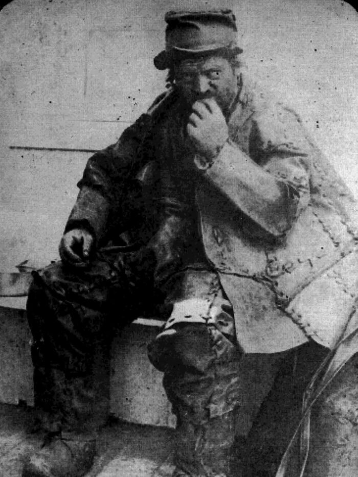 79 Historical Photos And Their Interesting Or Heartbreaking Backstories (New Pics)