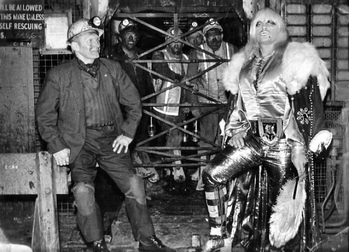 79 Historical Photos And Their Interesting Or Heartbreaking Backstories (New Pics)