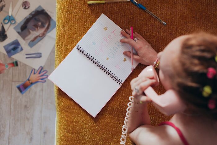 81 Snooping Parents Who Accidentally Uncovered A Side Of Their Teen They Weren’t Ready For