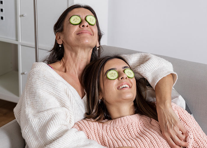 “It Shocks Him”: 66 Unhinged Mom Hacks That Toe The Line Between Genius And Chaos