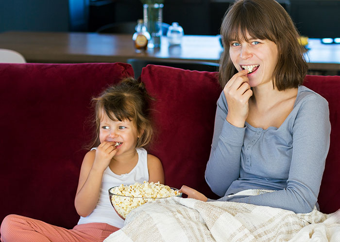“It Shocks Him”: 66 Unhinged Mom Hacks That Toe The Line Between Genius And Chaos