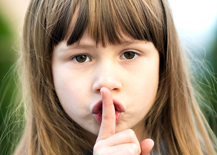 “It Shocks Him”: 66 Unhinged Mom Hacks That Toe The Line Between Genius And Chaos