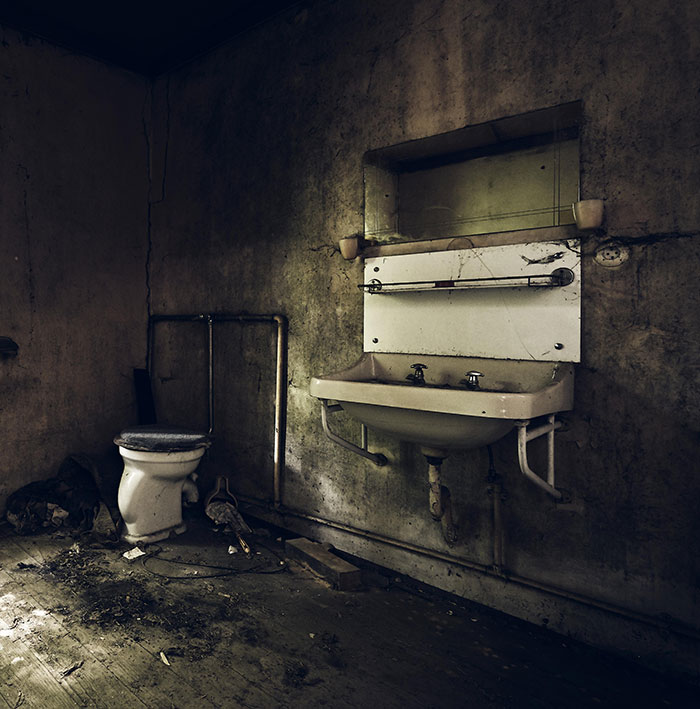 43 Places People Visited That Gave Off Creepy Vibes