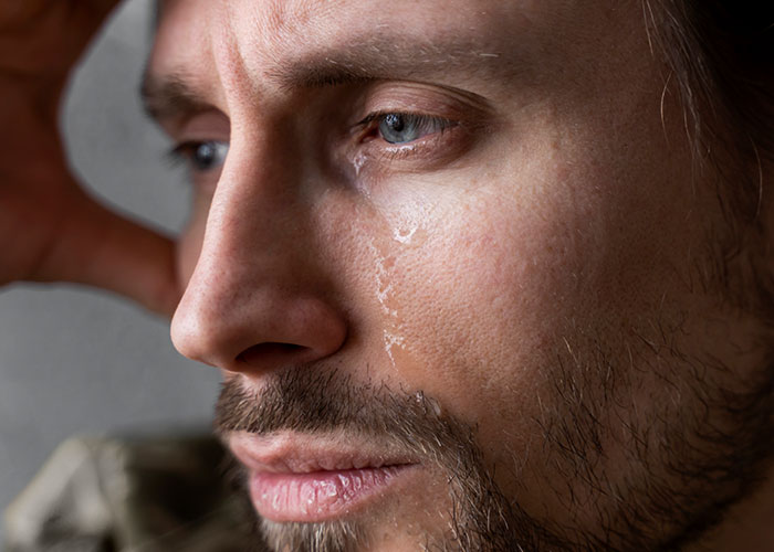 Man Expects Special Treatment From GF On His B-Day, Gets Doubts About His Relationship Instead