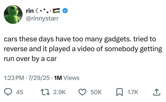 125 Hilarious Tweets From July That Slapped Harder Than A Mosquito Bite