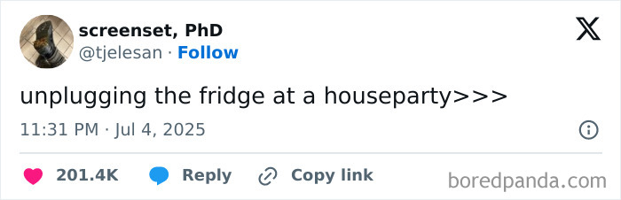 125 Hilarious Tweets From July That Slapped Harder Than A Mosquito Bite