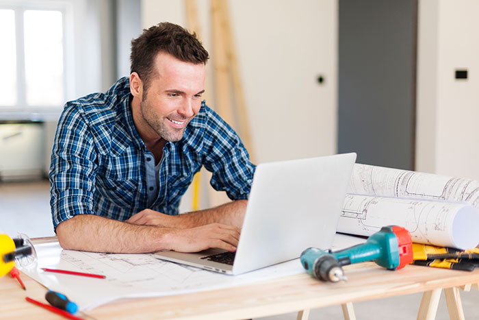 Woman Feels Financially Trapped As Jobless Fiancé Lives Off Her For Months To “Build A Business”