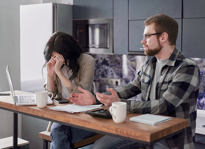 Woman Feels Financially Trapped As Jobless Fiancé Lives Off Her For Months To “Build A Business”