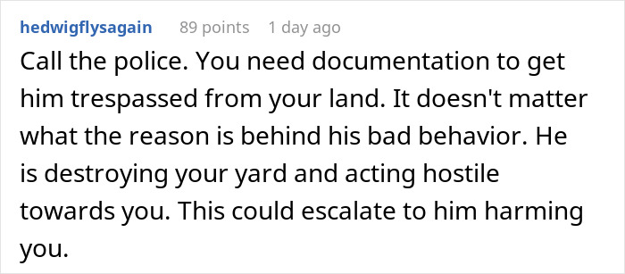 Woman Makes Entitled Neighbor Go Bananas After Putting A “No Trespassing” Sign On Her Plot, Drama Ensues