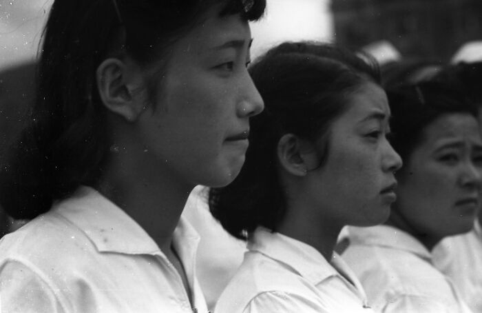 45 Captivating Images Of Schools Worldwide During World War II