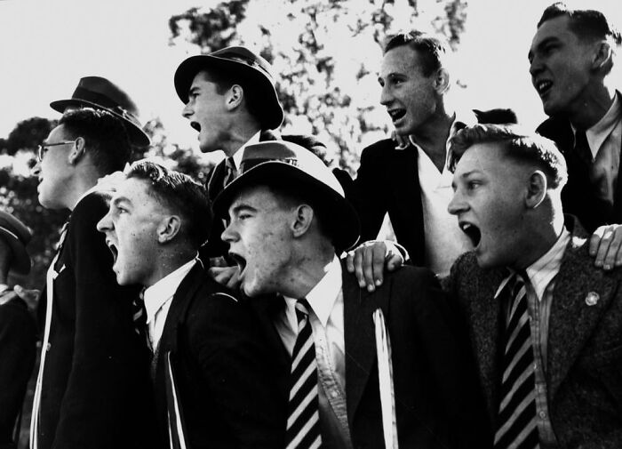 45 Captivating Images Of Schools Worldwide During World War II