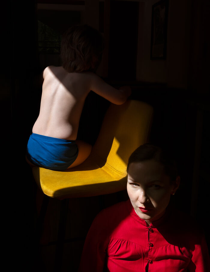 Photographer Captures The Haunting Beauty Of Motherhood And Caregiving In Poetic Photo Series (20 Pics)