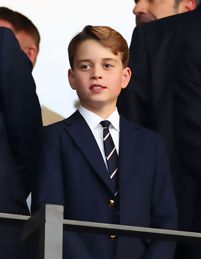 &#8220;Future King&#8221;: Prince George&#8217;s Sudden Crave Forces Superyacht Crew To Make Pit Stop In Greek Isles