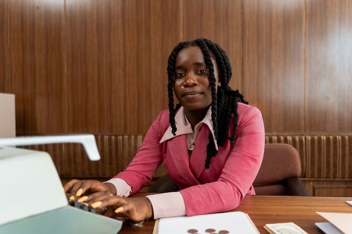 67 Job Interview Red Flags That Scream Toxic Workplace
