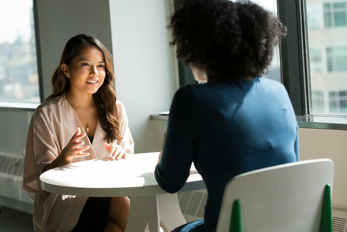 67 Job Interview Red Flags That Scream Toxic Workplace