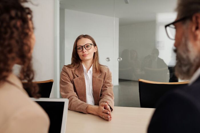 67 Job Interview Red Flags That Scream Toxic Workplace
