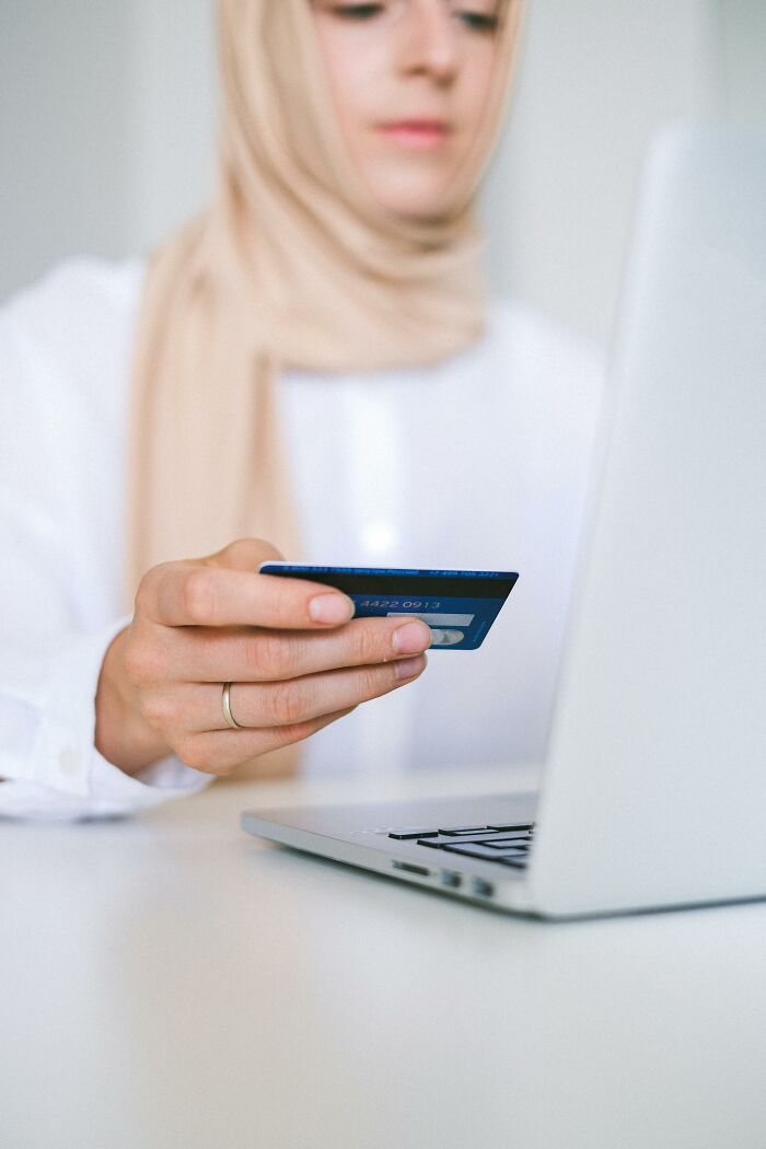 59 Scams That Are Pretty Much Guaranteed To Fool A Millennial