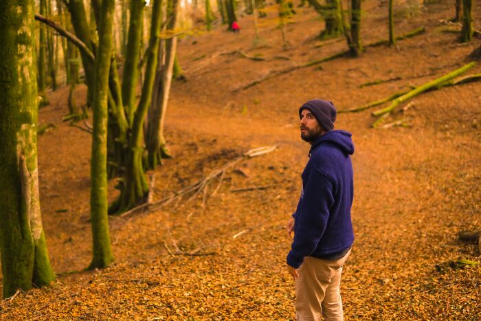“Still Scares Me”: 86 People Who Couldn’t Sleep For Days After Spending Time In The Woods