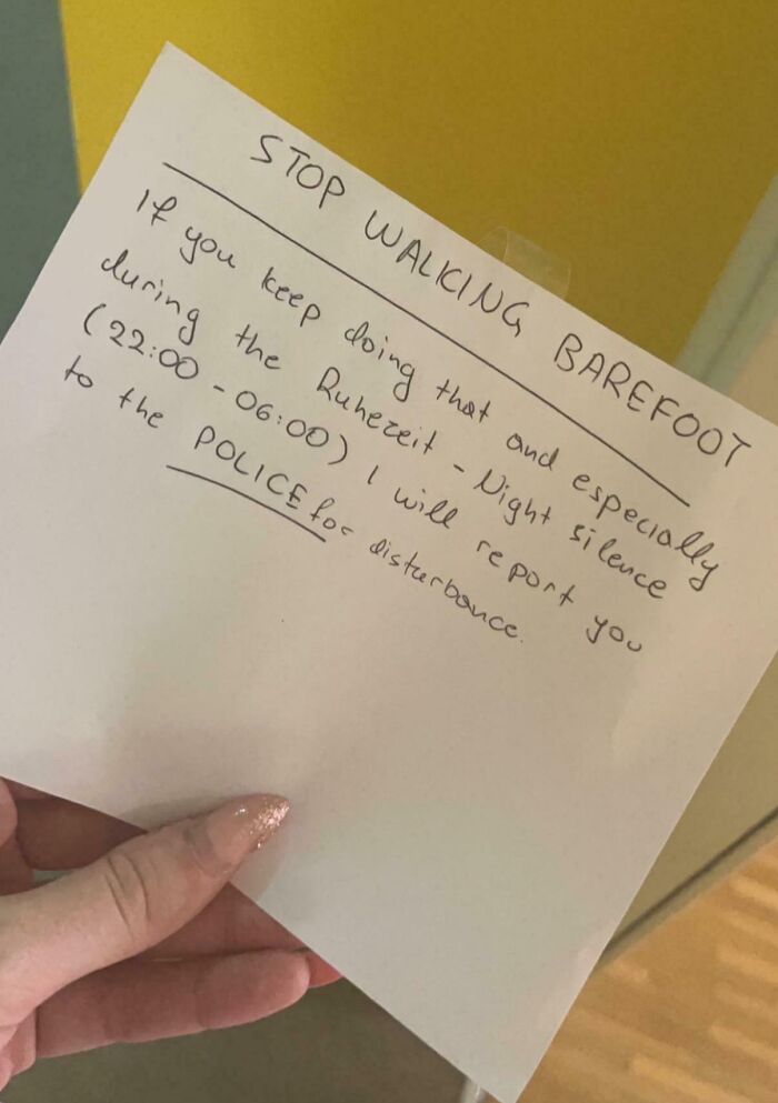 55 Unhinged Neighbors’ Notes That Made Sure Living Among People May Be Hard But Never Boring