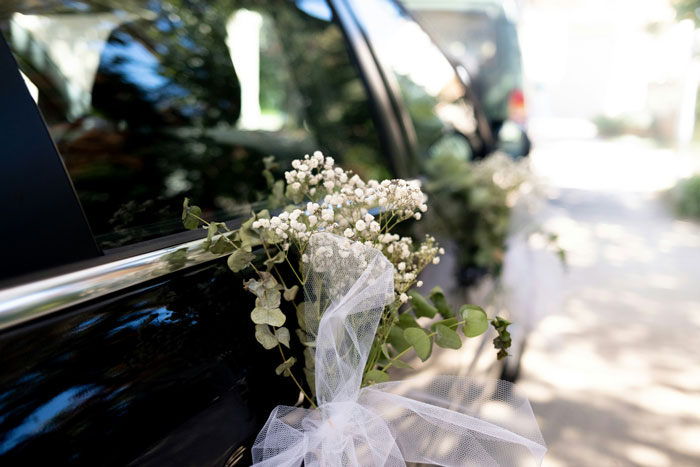 People Are Sharing Their Most Unhinged Wedding Spends And These 53 Take The Cake