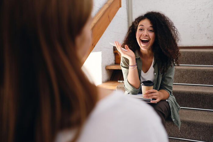 30 Signs Clear As Day That People Are Just Overcompensating