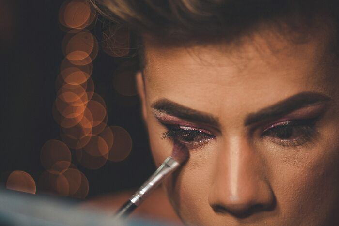 &#8220;Gender-Based Medical Care&#8221;: 30 Gendered Double Standards That Folks Can&#8217;t Stand
