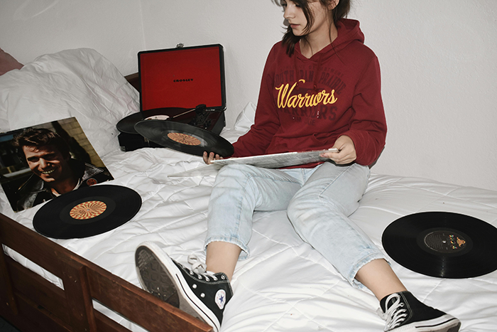 BF Secretly Lets Sister Move In Without Asking, Girlfriend Discovers Months Of Hidden Payments