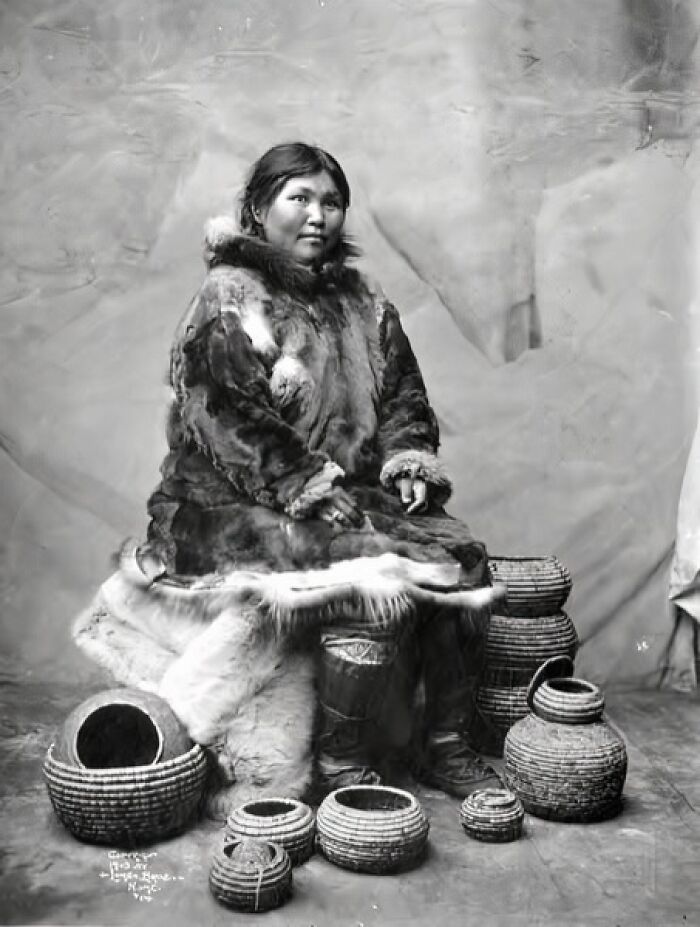 30 Historic Photos That Capture The Unbreakable Spirit Of The Inuit