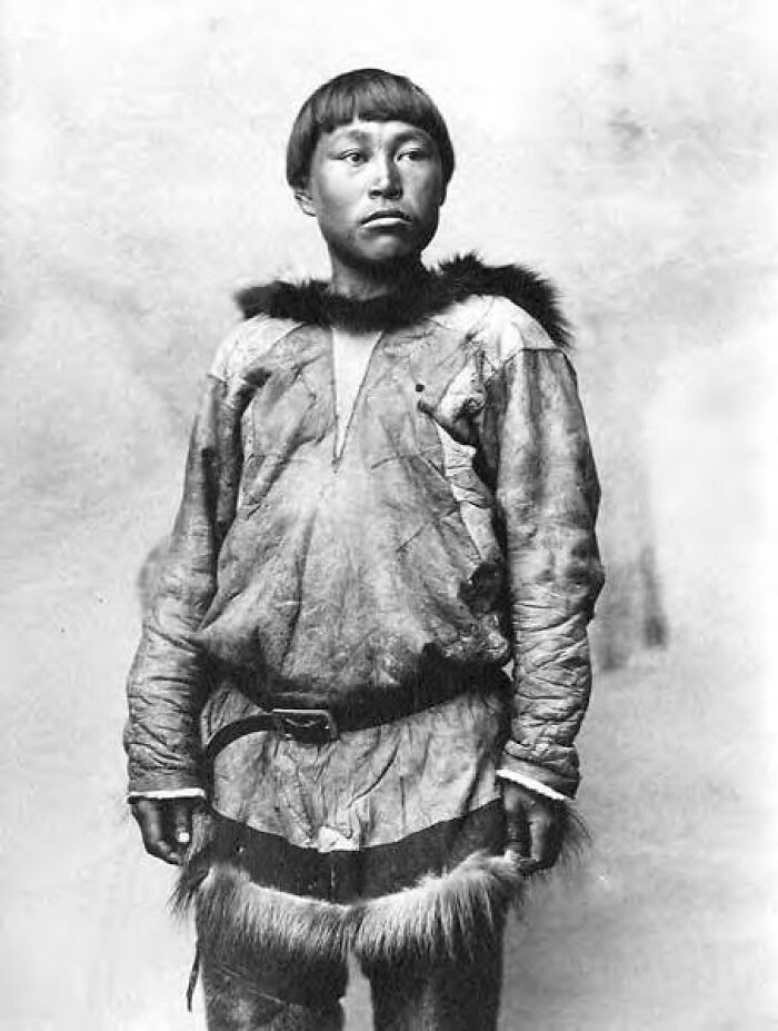 30 Historic Photos That Capture The Unbreakable Spirit Of The Inuit