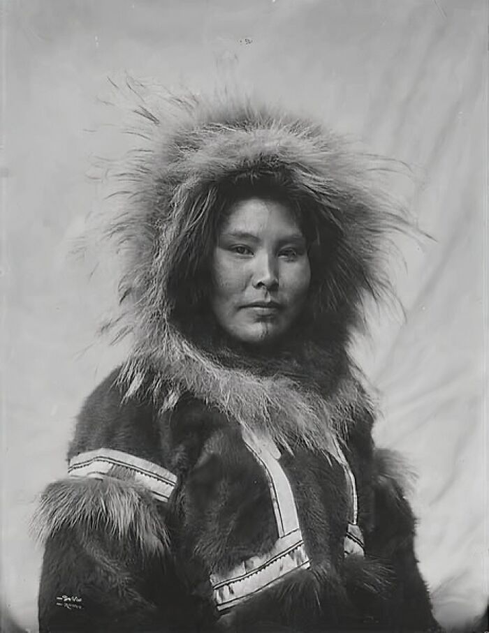 30 Historic Photos That Capture The Unbreakable Spirit Of The Inuit