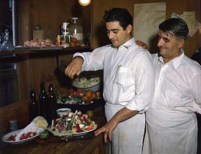30 Iconic Glimpses Into Everyday Life In 1950s Florida
