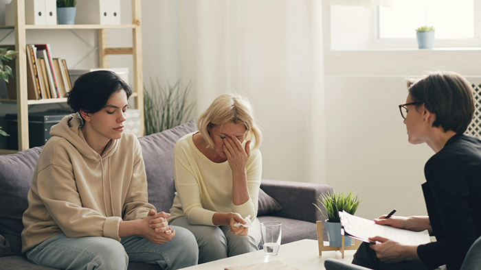 Guy Goes Nuclear After Stepson Rejects Him As Dad Yet Again, Even After 9 Different Therapists
