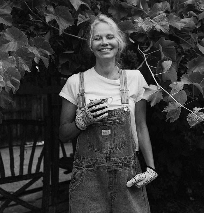 &#8220;He Wanted The Drama And Pam Wasn&#8217;t Having It&#8221;: People Applaud Pamela Anderson&#8217;s Reply To TV Host