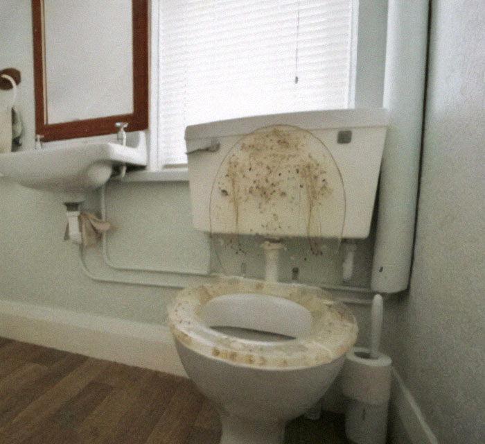 These Design Fails Are So Bad, You Might Wonder Who Approved Them In The First Place (44 Pics)
