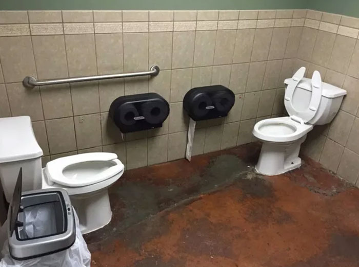 These Design Fails Are So Bad, You Might Wonder Who Approved Them In The First Place (44 Pics)