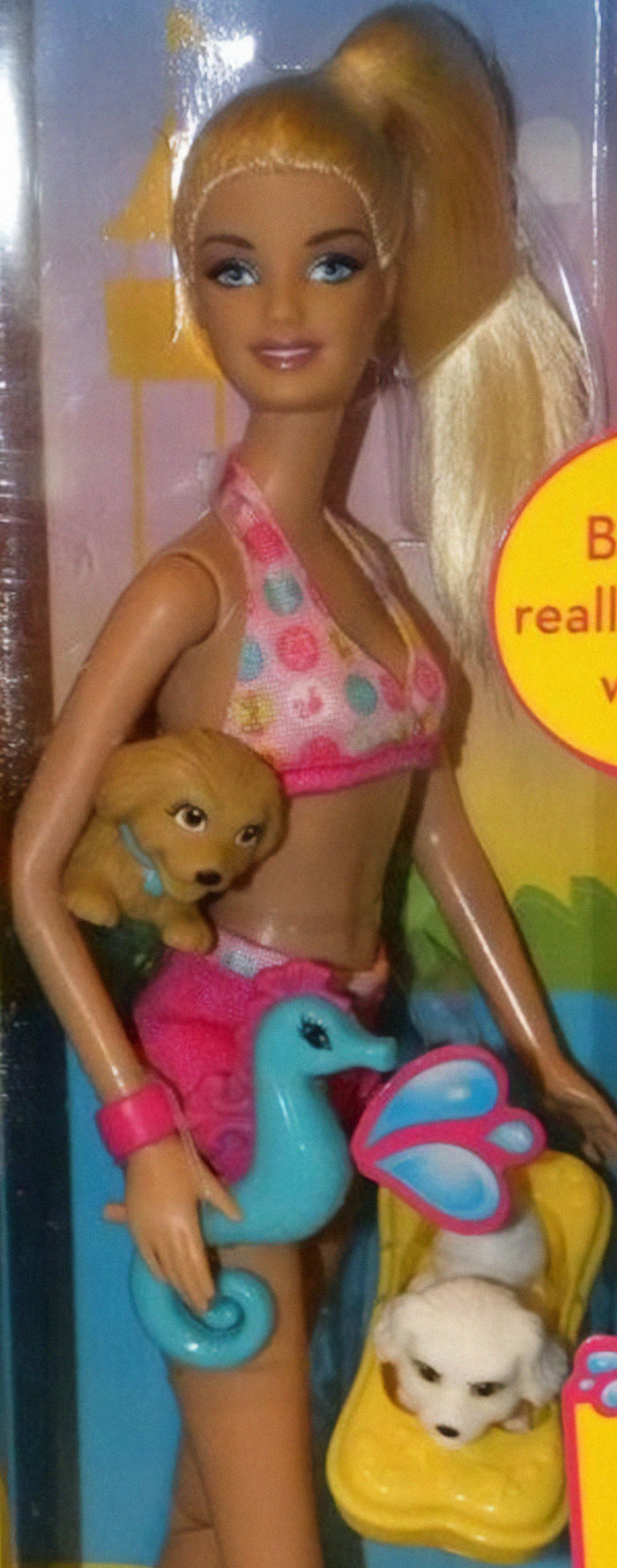 These Design Fails Are So Bad, You Might Wonder Who Approved Them In The First Place (44 Pics)