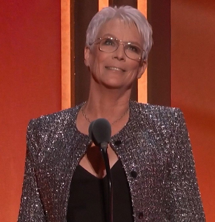 65-Year-Old Allison Janey Goes Pantless On The Red Carpet, Jamie Lee Curtis&#8217; Reaction Goes Viral