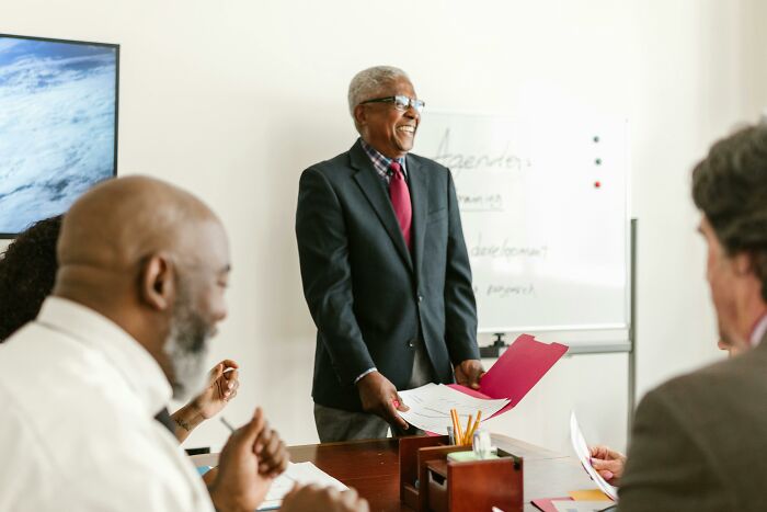 59 Stories About Bosses Being Frustratingly Out Of Touch